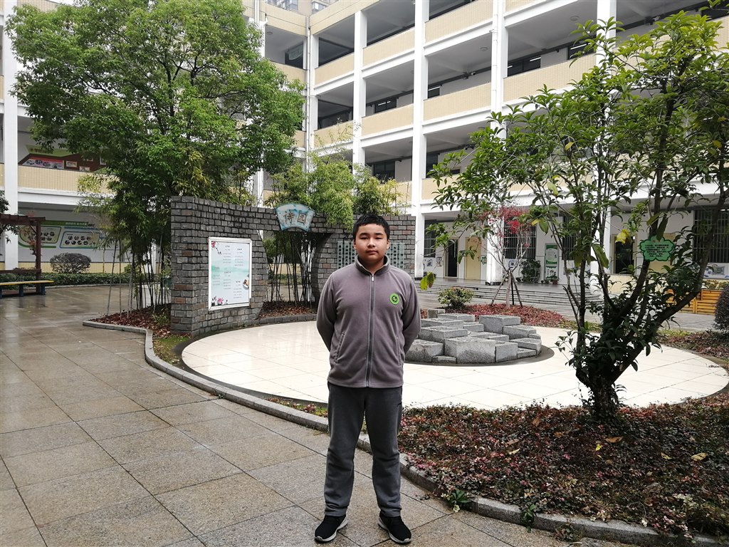 市四好少年 六8 李泽宇.jpg