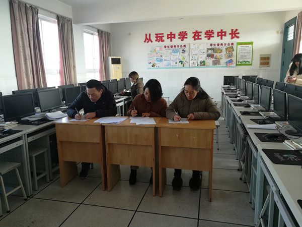 评委.jpg