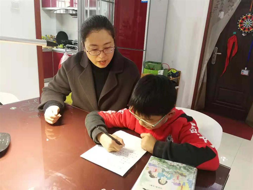 丁子浩家2.jpg 丁子浩家2.jpg