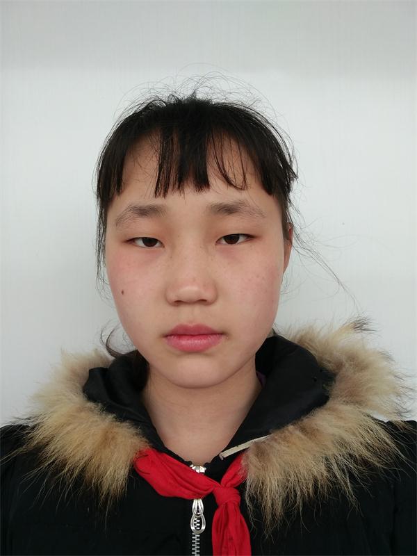 二寸照.jpg