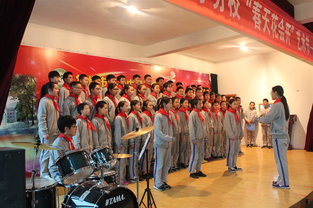 e7f36cdafee7620fa20853e30653b83d58265cb035dcc0390.jpg