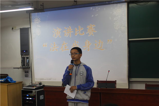 7cc8babc5e41a0e397a851a0b3e4c47e.jpg