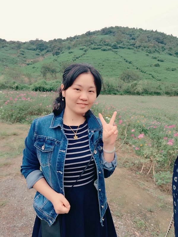 李英花.jpg