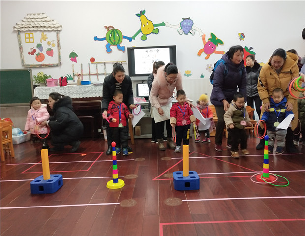 2019.1.12 龙贝贝早教园之六:缤纷游艺,欢乐童年2.jpg 2019.1.12 龙贝贝早教园之六:缤纷游艺,欢乐童年2.jpg