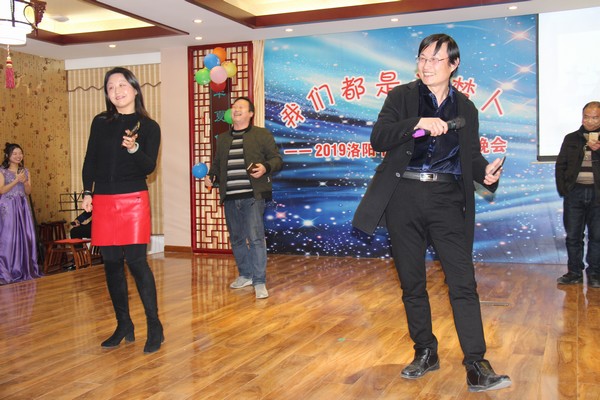 洛阳中心小学迎新晚会 (65).JPG