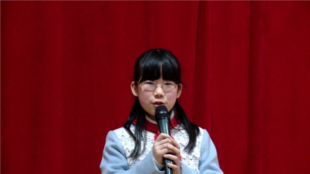 第三周升旗仪式[00_13_26][20150323-174742-1].JPG
