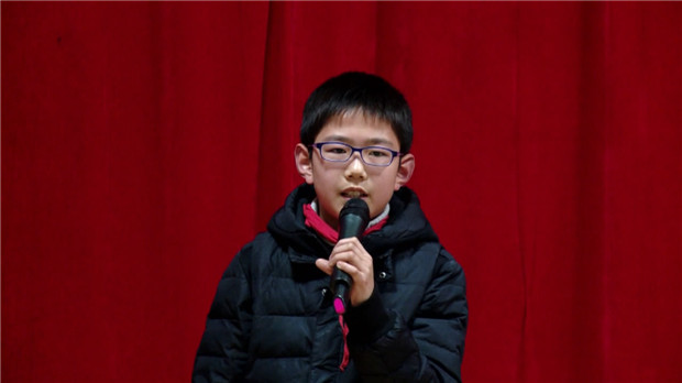 第三周升旗仪式[00_14_38][20150323-174758-2].JPG