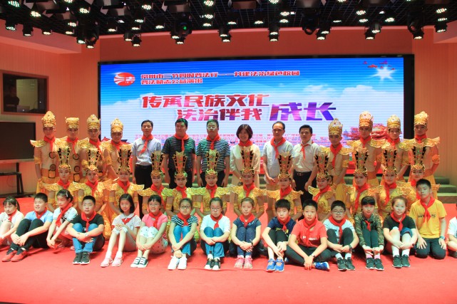 合影_conew1.jpg