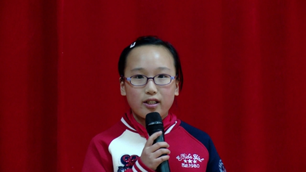 第四周升旗仪式[00_00_40][20150331-073049-1].JPG