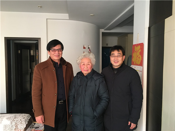 退休教工春节慰问06_副本.jpg