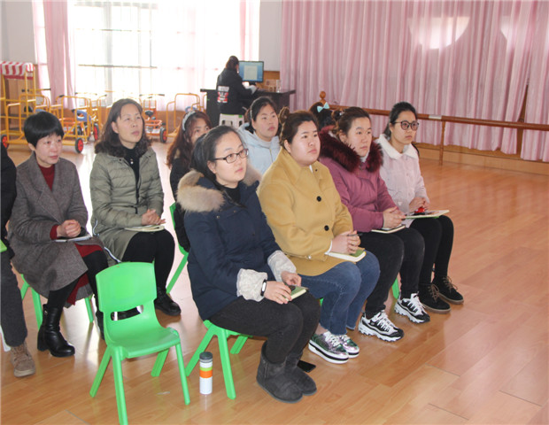 2019.3.4 龙幼 龙幼教师成长之四:从心出发,寻教育真谛1.jpg