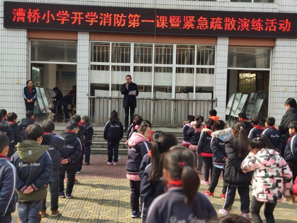 第一张.jpg 第一张.jpg