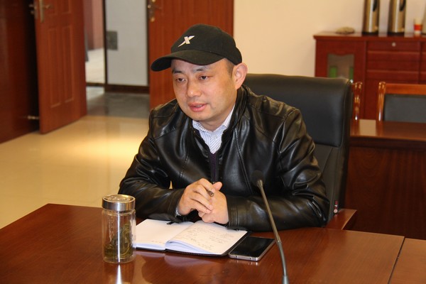洛小党委三月会议 (6).JPG