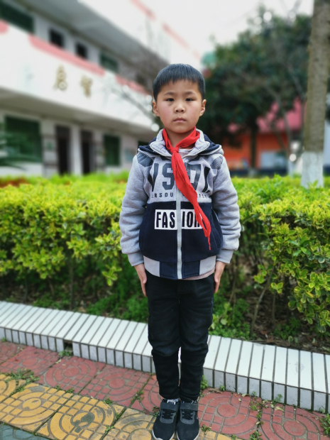 杨杰_编辑.jpg
