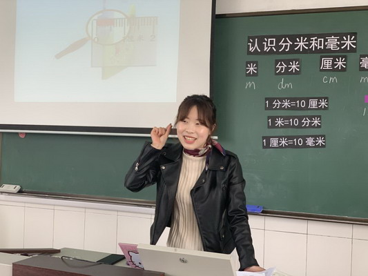 IMG_2999_缩小大小.JPG IMG_2999_缩小大小.JPG