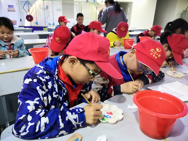 洛小小记者参加梳篦制作公益体验活动 (47).jpg