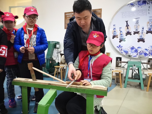 洛小小记者参加梳篦制作公益体验活动 (41).jpg