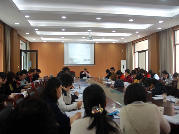 区中片中考语文复习教学研讨会在马杭初中举行4.JPG