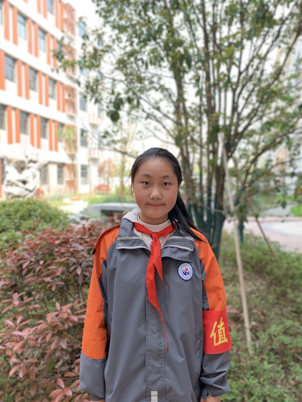 沈纾铭 我的梦想是考上我最憧憬的清华大学美术学院。我坚信，没有最好的自己，只有更努力的自己，坚持不懈，终能敲开希望之门。.jpg
