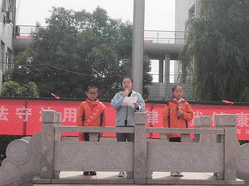 老师.jpg