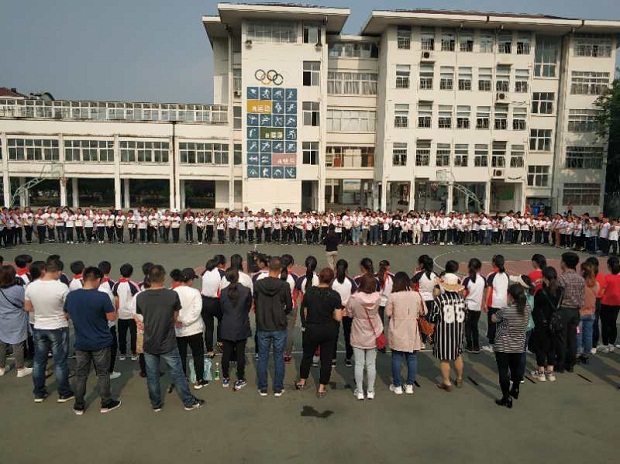 校长1.jpg