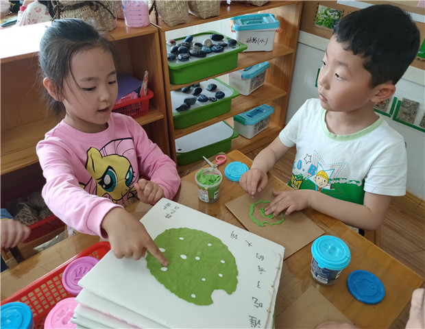 2019.5.17 龙幼嬉夏季:书韵润童心,书香伴童年1.jpg 2019.5.17 龙幼嬉夏季:书韵润童心,书香伴童年1.jpg