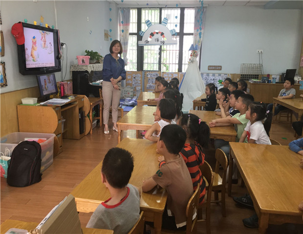 2019.5.21 龙幼家长工作之四：相约家长会 静待花开时4.jpg