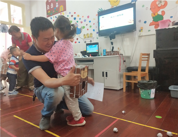 2019.6.1 龙贝贝早教园之五：亲子游艺会，欢乐热翻天4.jpg