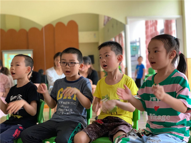 龙幼教师成长之二十七:一人学习 集体成长4_副本.jpg