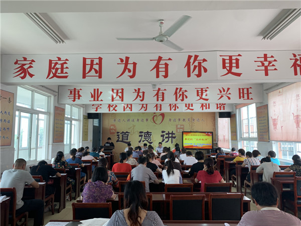 低办1 20190610(集体场景).jpg
