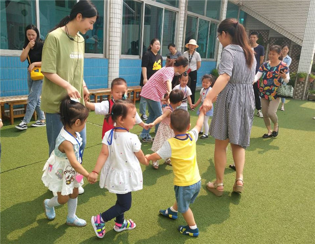 2019.6.15 龙贝贝早教园之六：童趣早教园，快乐过夏天5.jpg