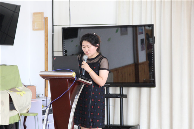 3杨丹萍老师：幼儿日记工作室汇报_副本.jpg
