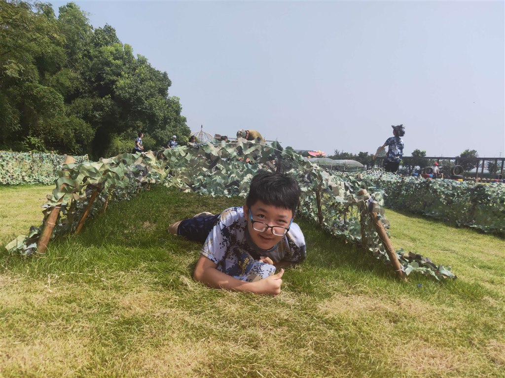 匍匐前进.jpg