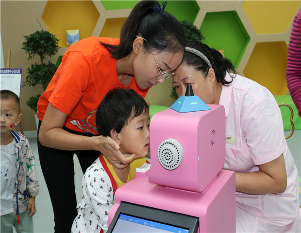 2019.9.2 龙幼开学季之五：遇见·亲爱的，热爱的2.jpg