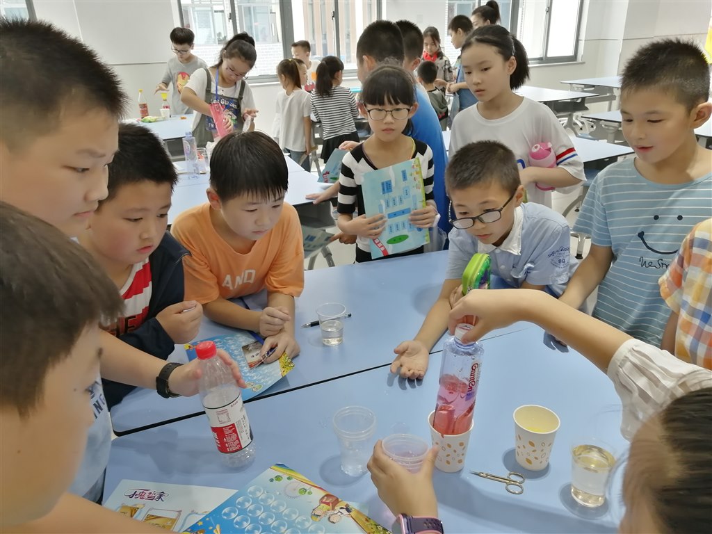 童趣实验站3自动饮水机.jpg