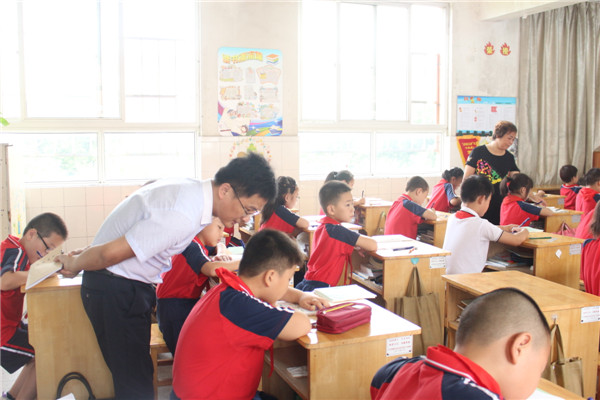 马伟中听课_(2).jpg