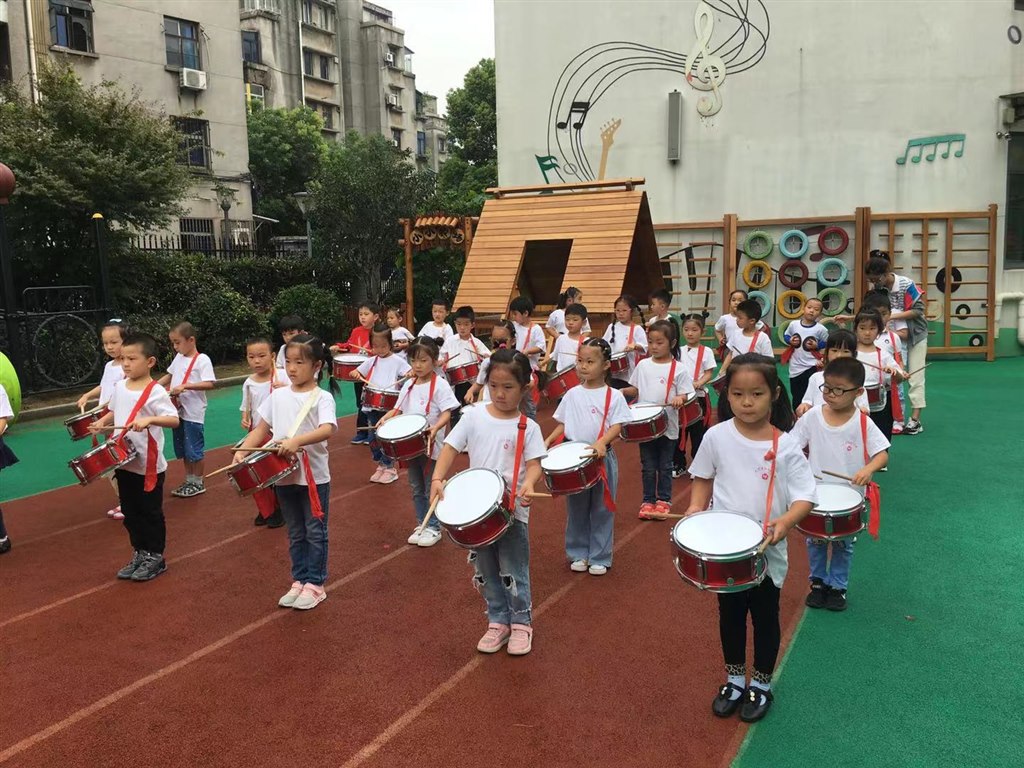 升旗仪式1.jpg
