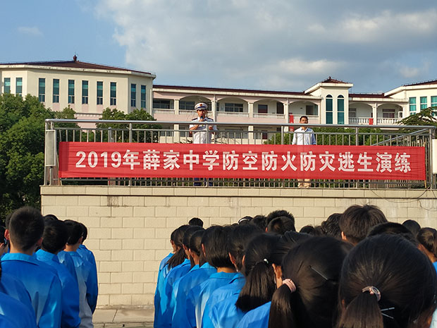 5cf6ab9221682df0ebfe8ffc1d98d03.jpg