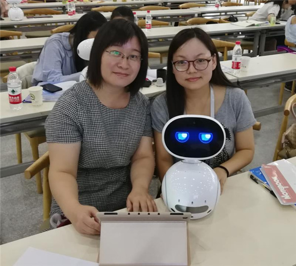 3参加中央电化教育馆人工智能实验校培训.jpg 3参加中央电化教育馆人工智能实验校培训.jpg