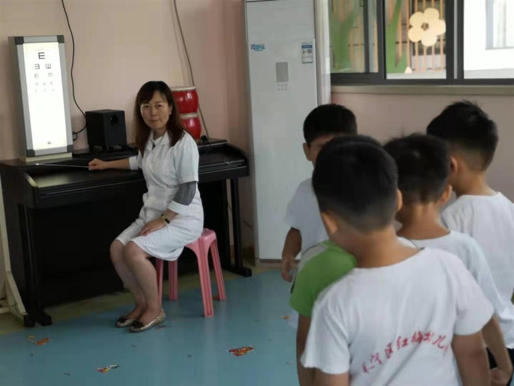 测视力1.jpg