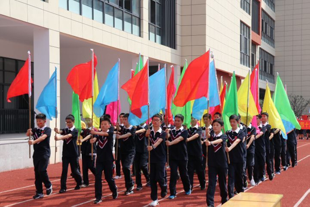 彩旗队.jpg