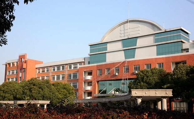 大楼风景.jpg 大楼风景.jpg