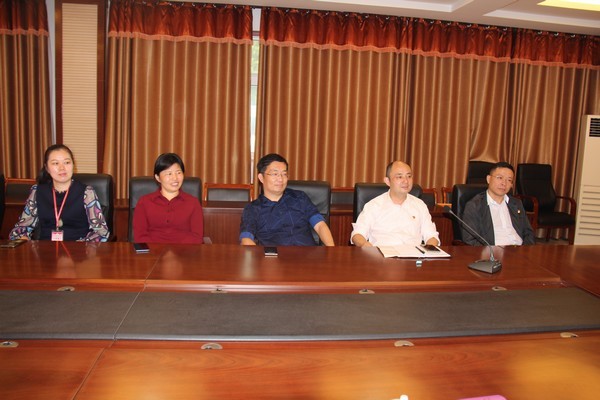 欢送钱亚敏老师退休 (13).JPG