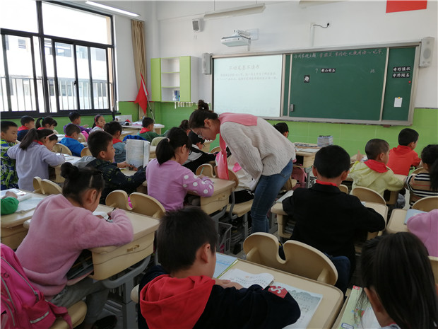 上课2.jpg