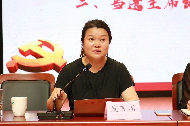 陈校.JPG