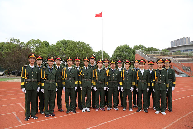 国旗队合影.JPG