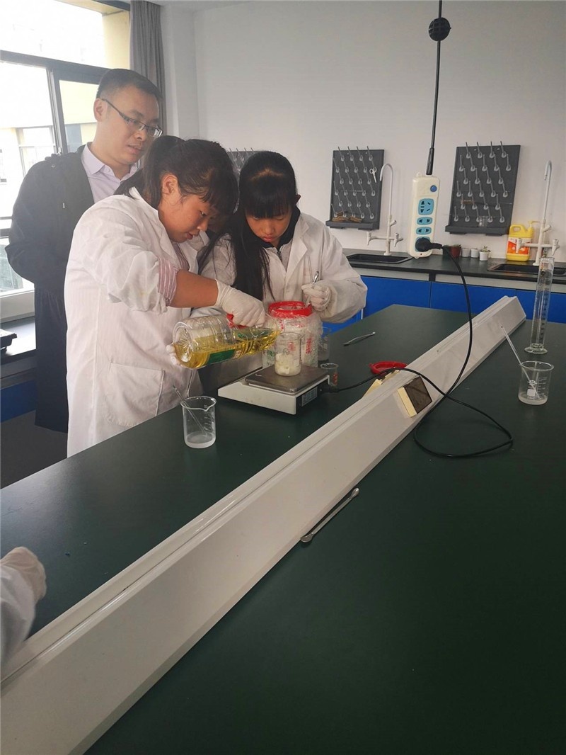 现代生物1.jpg