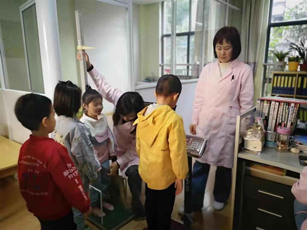 身高体重1.jpg