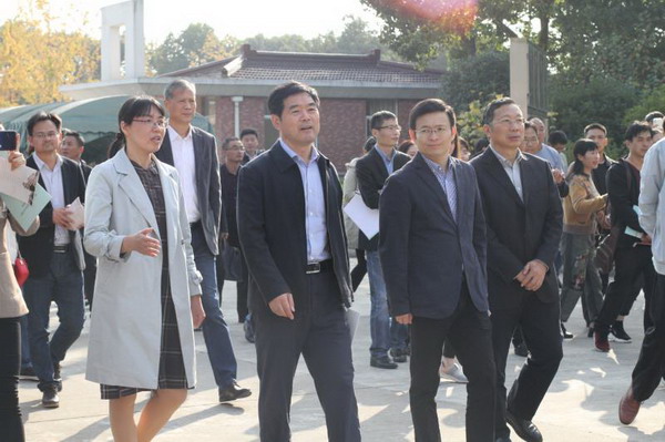 1_缩小大小.JPG 1_缩小大小.JPG