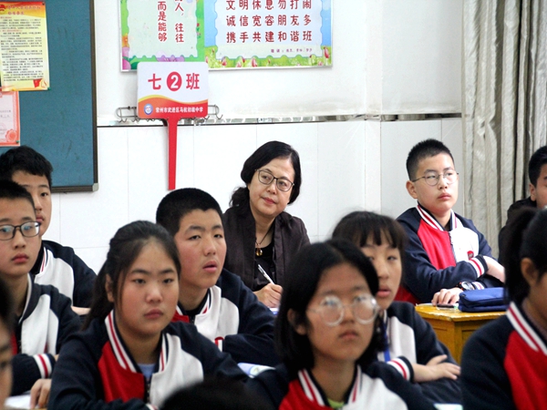 马杭初中接受区人民政府素质教育督导评估4.JPG